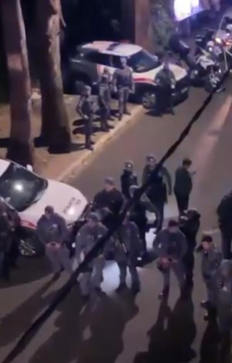 Homem é baleado na perna por PM durante abordagem na Zona Sul de SP
