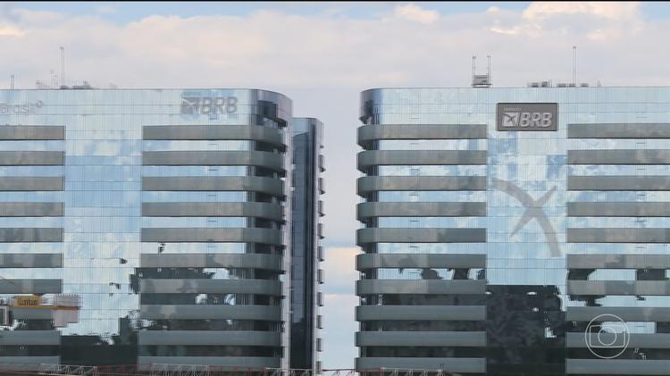 PF diz que Vorcaro usou empresas de fachada, laranjas e fundos de investimento para ocultar propina a ex-presidente do BRB