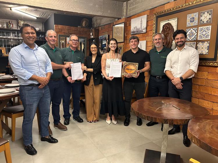 Parceria entre Sicredi e Abrasel amplia acesso a soluções financeiras para bares e restaurantes no Pará