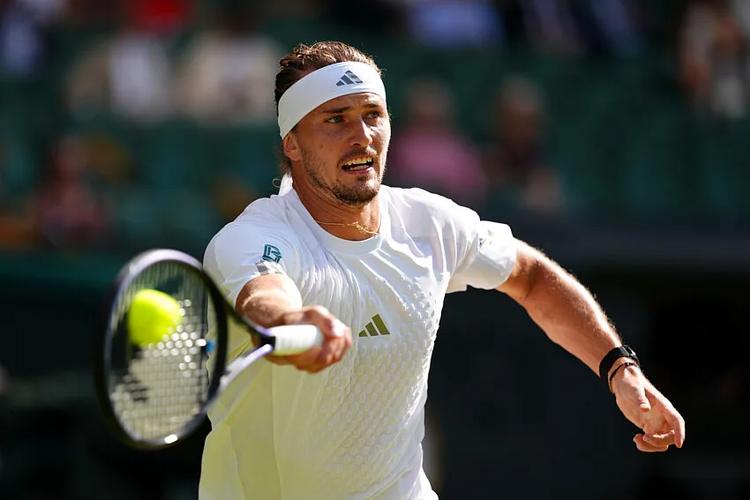 US Open : Zverev file en quarts