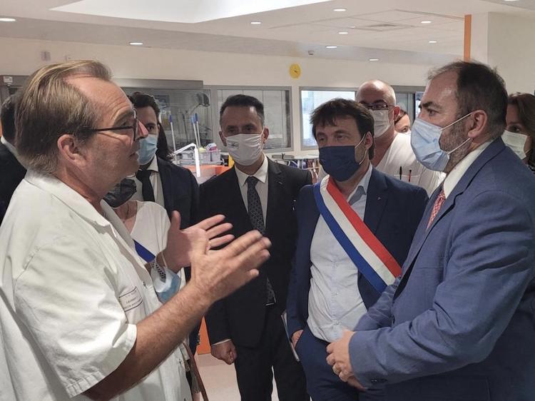 Sébastien Rome a profité de la visite de François Braun à Béziers pour interpeller le ministre de la Santé.