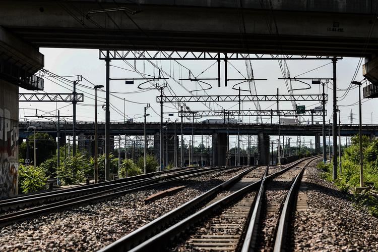 Frana in Alto Adige, sospesa la circolazione ferroviaria sul Brennero