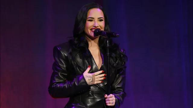 Campanha de Demi Lovato com Vini Jr. reacende lembranças de antiga amizade com Neymar