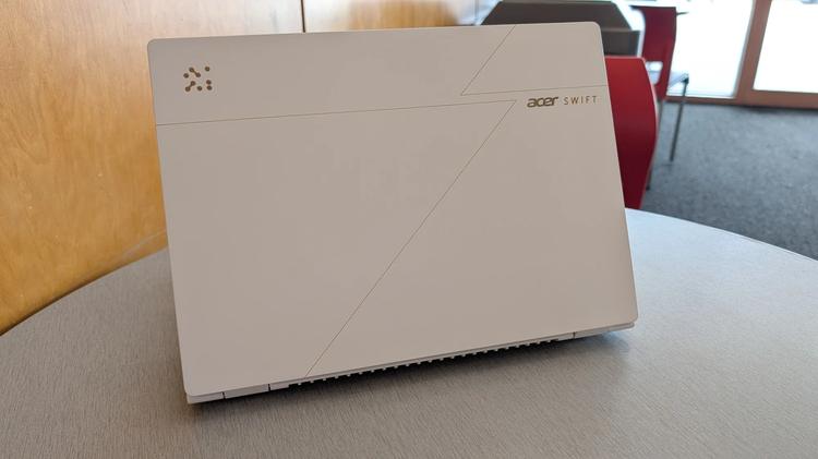 top lid of acer swift edge ai 14