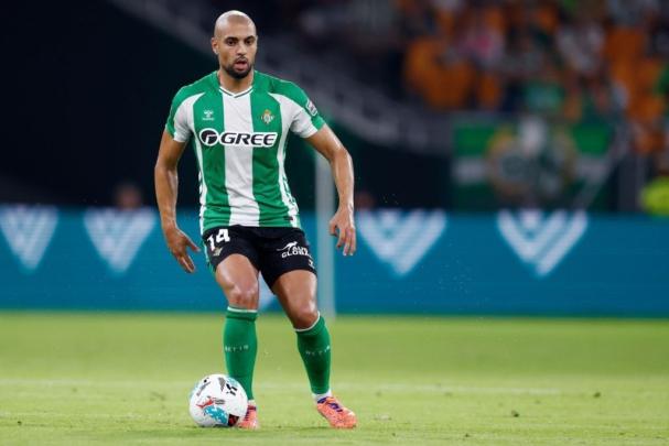 تقارير: ريال بيتيس لا يفكر في شراء عقد أمرابط