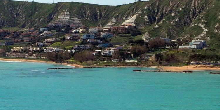 Da strutture agricole a residenziali abusive. La confisca è definitiva