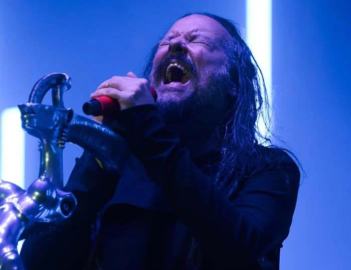 Mãe de Olivia Rodrigo deixou de ver seu show no Lollapalooza para assistir o Korn