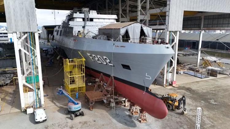 Provas de mar e avaliações: entenda etapas até incorporação da Fragata Cunha Moreira, novo navio de guerra da Marinha