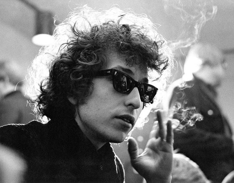 82 reasons why Bob Dylan is the greatest artist in history