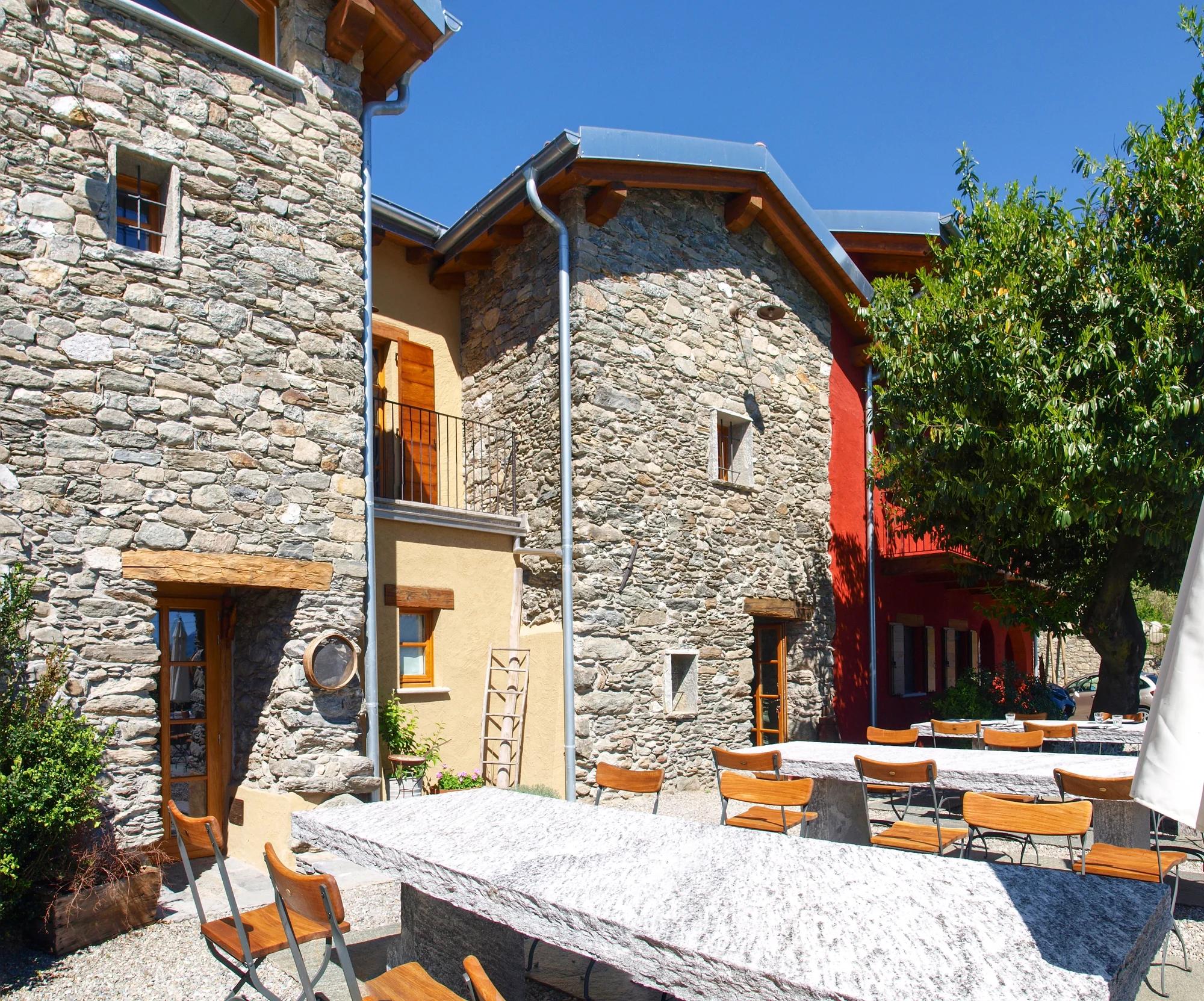 Ponte del 2 giugno, boom di turisti negli agriturismi della Campania: la natura e il cibo trainano le prenotazioni