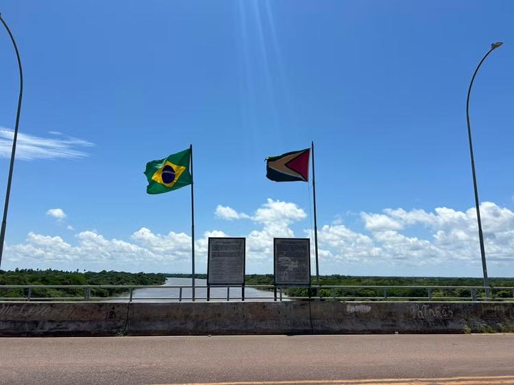 PF mira grupo por transporte clandestino de migrantes na fronteira entre Guiana e Brasil