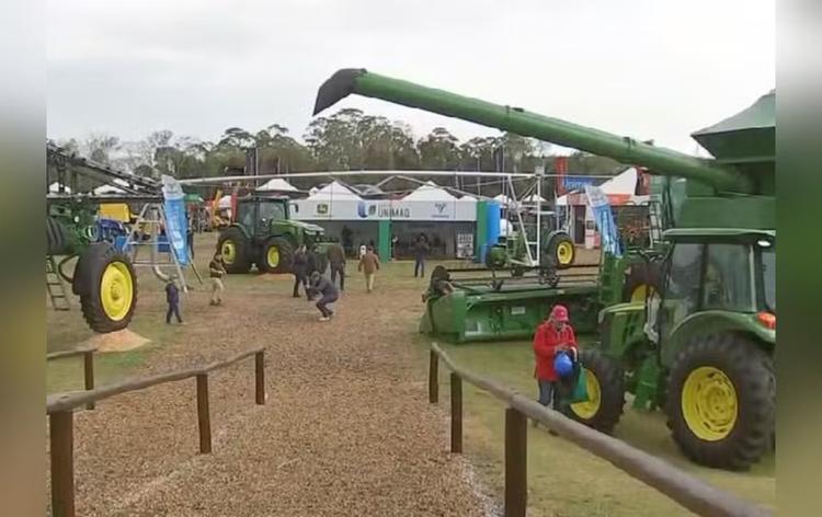 Inovações e agricultura: evento traz 60 expositores e apresenta tecnologias voltadas ao campo no interior de SP