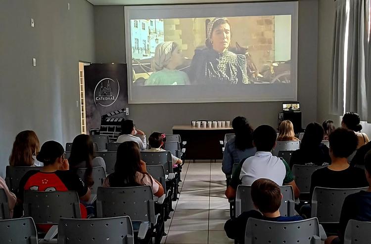Cinema Catedral com os Coroinhas e Acólitos