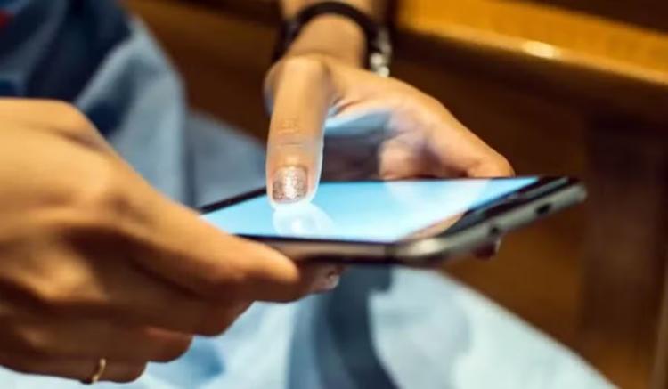 Polícia vai atrás de 500 pessoas que estão com celulares roubados, furtados ou perdidos no ES