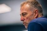 Flick: "Dos derrotas son demasiadas para mí y para los culés, y una en el Clásico, pero no generarán dudas"