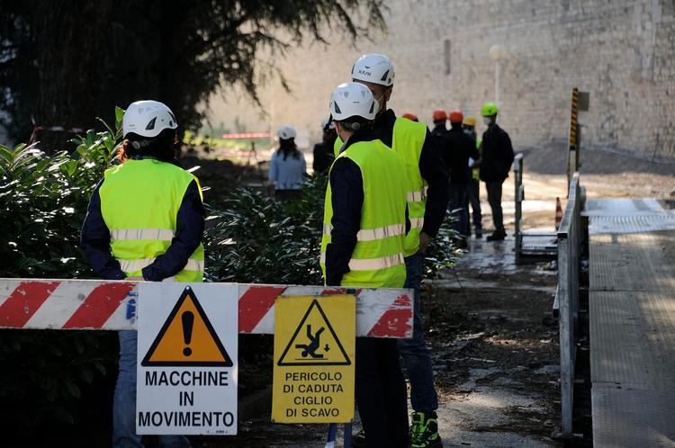 Firenze: dal 17 agosto modifiche viabilità nella zona di via Mannelli