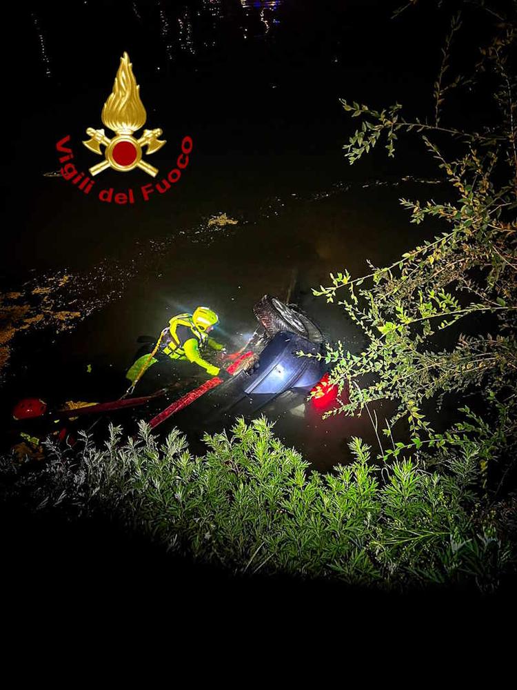 torino auto in acqua