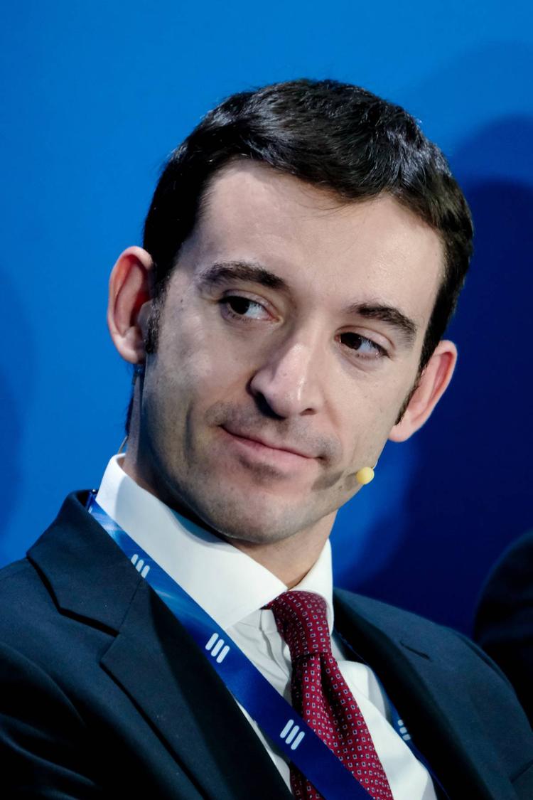 Iliad apre la sfida delle frequenze tlc