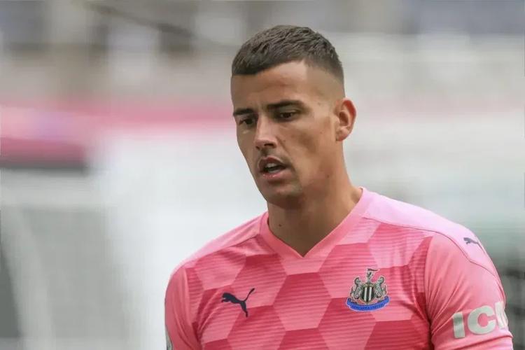 Manchester United set to sign former Newcastle United goalkeeper