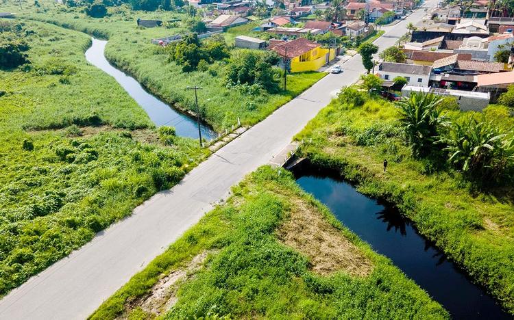 Itanhaém realiza duas grandes obras de drenagem nos rios Campininha e Poço