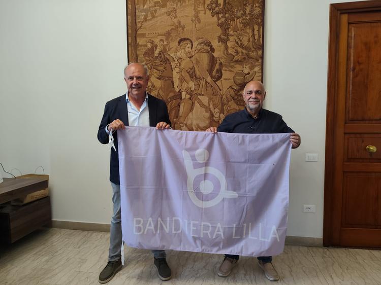 Il Comune conferma la bandiera Lilla
