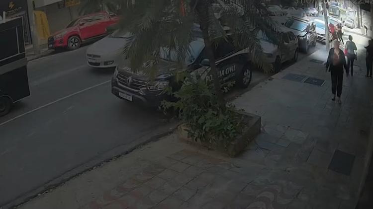 Homem em situação de rua morre após agressão em frente a padaria no Barro Preto, em BH; VÍDEO