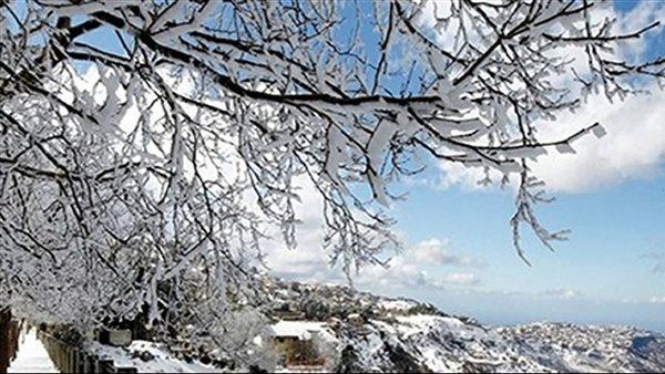 ثلوج وأمطار طوفانية... هذا ما كشفه الأب خنيصر عن المنخفض الذي سيضرب لبنان