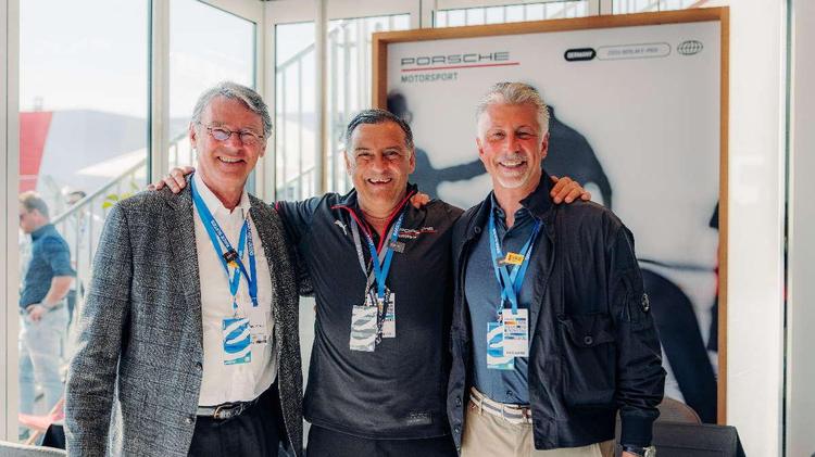 Porsche dona medio millón de euros a tres organizaciones benéficas con su iniciativa 