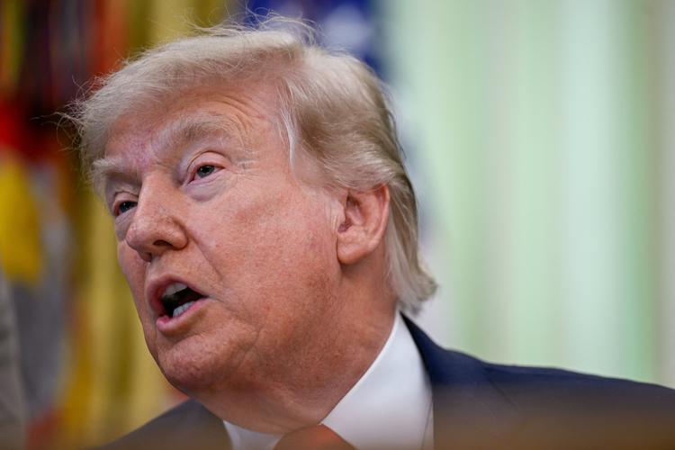 Trump diz que chegou a acordo com Irã e que memorando pode ser assinado na Europa no fim de semana; Teerã nega consenso sobre programa nuclear