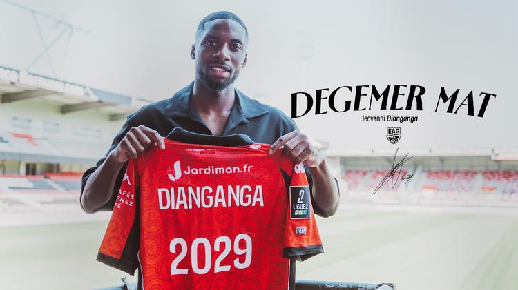 Jeovanni Dianganga est Rouge et Noir