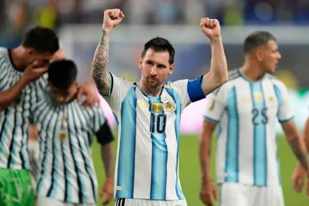 الأرجنتين يطيح بمصر ويتأهل لربع نهائي كأس العالم 2026