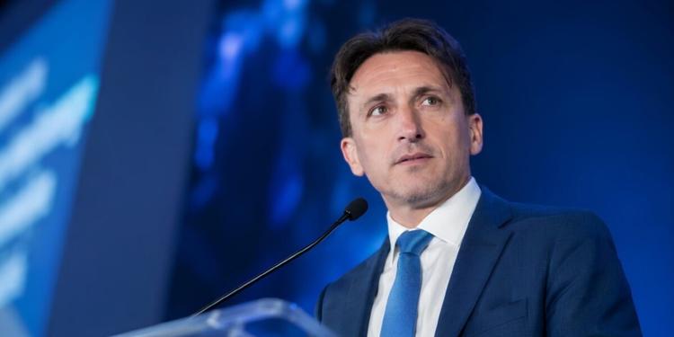 Intelligenza artificiale, il rettore dell’Unical Greco: «Rallentarne lo sviluppo potrebbe essere velleitario»