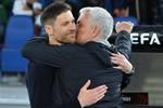 Pasar de Xabi Alonso a Mourinho