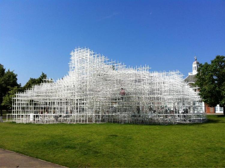 A temporary Serpentine Gallery structure