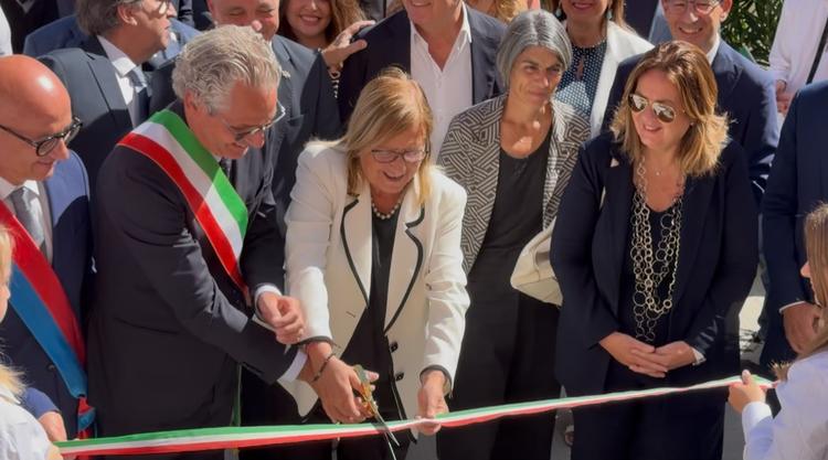 Canosa di Puglia, una scuola media per la zona “alta”: inaugurata la “Guglielmo Marconi”