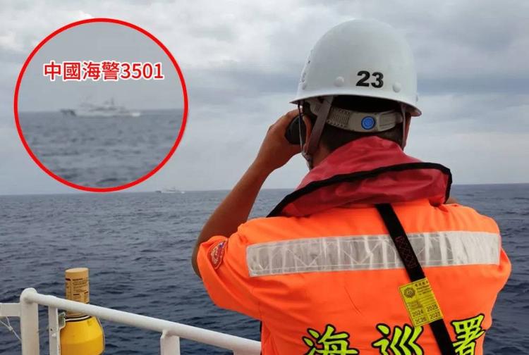 Faccia a faccia tra navi cinesi e di Taiwan: alta tensione nelle isole contese