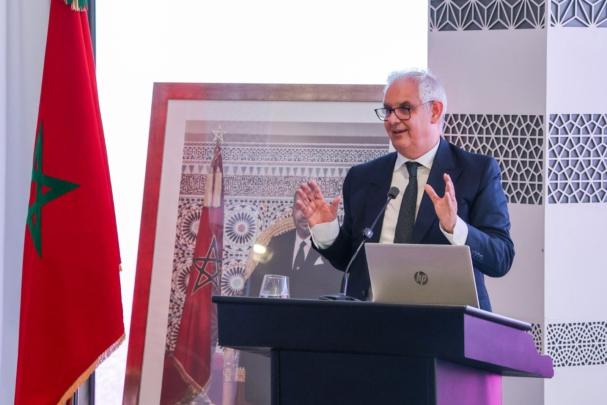 بركة ينتقد محدودية النموذج الحالي للمستشفى العمومي ويدعو إلى إحداث وكالة وطنية للمستعجلات