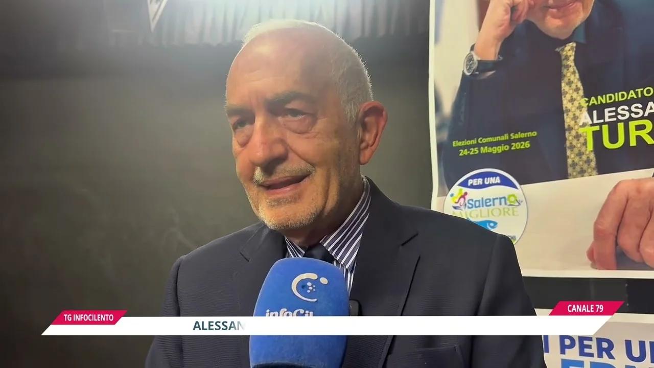 Salerno al voto, Turchi chiude la sua campagna: «la città ha bisogno di normalità»