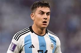 Paulo Dybala absent de la pré-liste de Lionel Scaloni : un silence qui inquiète en Argentine