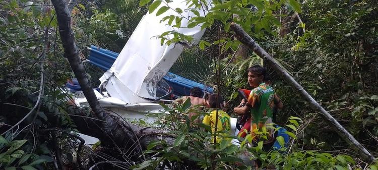 Avião faz pouso de emergência e mobiliza resgate em comunidade ribeirinha, em Santarém