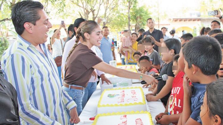 Jojutla inicia festejos del Día del Niño en las comunidades