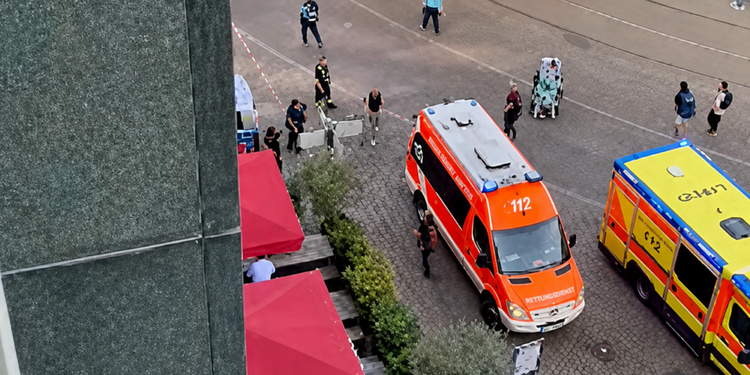 Investe con un'auto la folla di pedoni a Lipsia, 2 morti e 8 feriti: arrestato