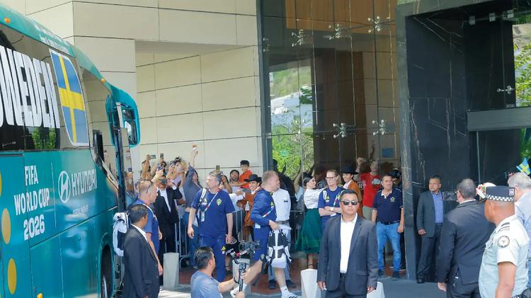 El "Corrido de Monterrey" da la bienvenida a Suecia: Una recepción mundialista inolvidable
