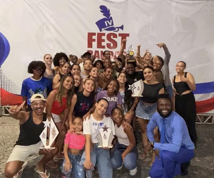 Grupo de Nova Friburgo conquista quatro primeiros lugares em competição de bandas em Macaé