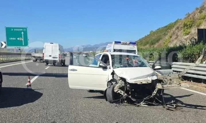 Incidente sulla A2 a Eboli: traffico rallentato in direzione Sud