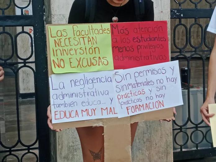 Estudiantes de la UNICACH denuncian irregularidades