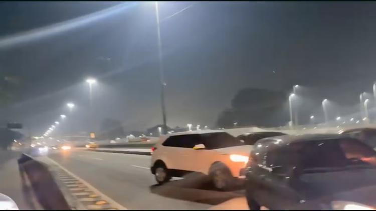 Tiroteio fecha a Avenida Brasil na altura de Cordovil