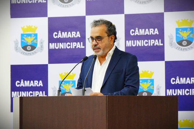 Após cassação de Adriana Duch, Generci Neves toma posse como prefeito de Itapeva