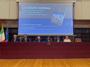 A 25 anni dalla riforma del Titolo V della Costituzione, presentato in Senato il libro 'La salute contesa'
