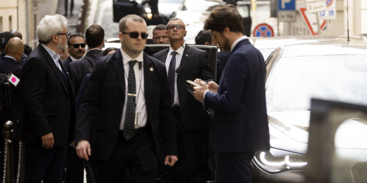 Bilaterale Italia-Usa, Rubio alla Farnesina riceve da Tajani il documento sulle sue origini italiane. Vertice con Meloni